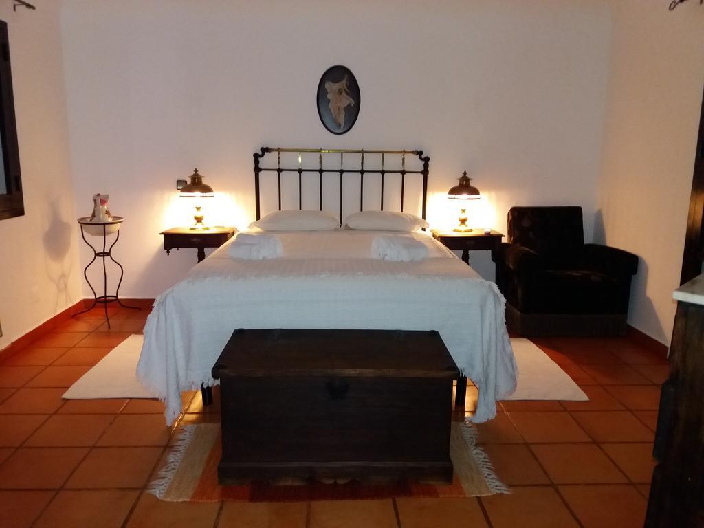 Casa Das Hortencias By Alojamentos Vitinho - Vila Nova Milfontes Вила-Нова-де-Мильфонт Экстерьер фото
